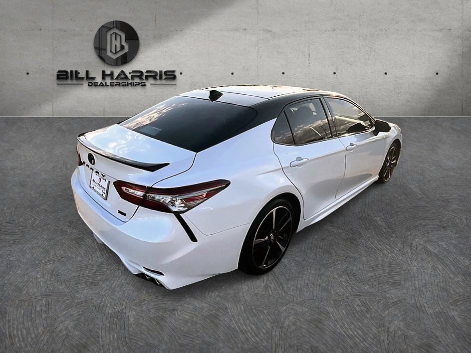 Used 2019 Toyota Camry XSE FWD image 6