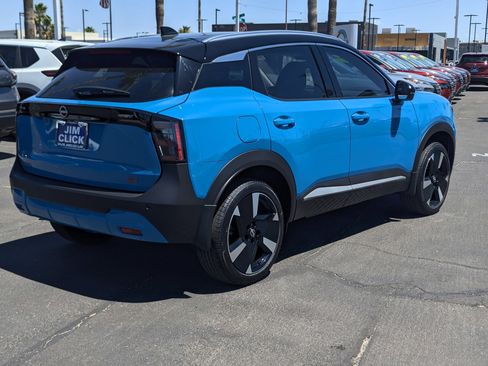 New 2026 Nissan Kicks SR FWD image 2