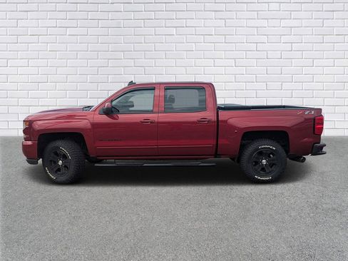 Used 2018 Chevrolet Silverado 1500 LT w/ All Star Edition image 2