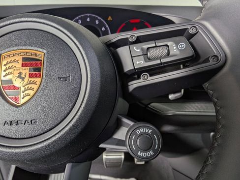 New 2026 Porsche Cayenne S image 40