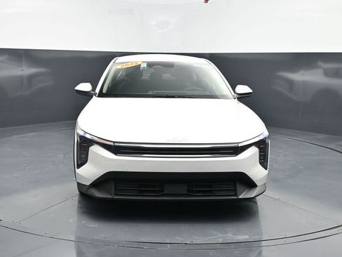 Used 2025 Kia K4 LXS image 2