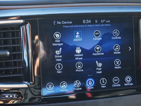 Used 2017 Chrysler Pacifica Touring-L Plus image 38