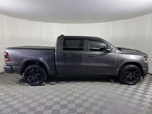 Used 2022 RAM 1500 Laramie AWD/4WD image 8