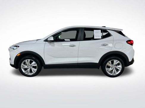 Certified 2024 Buick Encore GX Preferred w/ Comfort Package AWD/4WD image 2