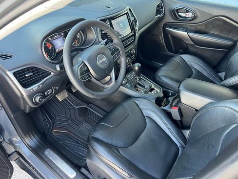 Used 2021 Jeep Cherokee Limited image 13