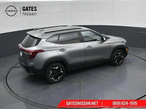 Used 2024 Kia Seltos EX AWD/4WD image 48
