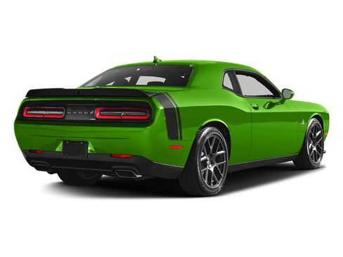 Used 2017 Dodge Challenger R/T Scat Pack RWD image 2