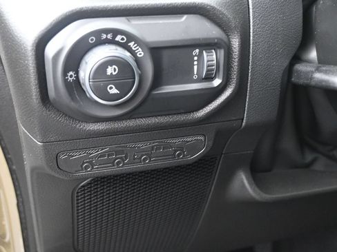 New 2026 Jeep Gladiator Sport AWD/4WD image 21