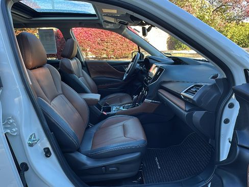 Used 2023 Subaru Forester Touring w/ Popular Package #2 image 25
