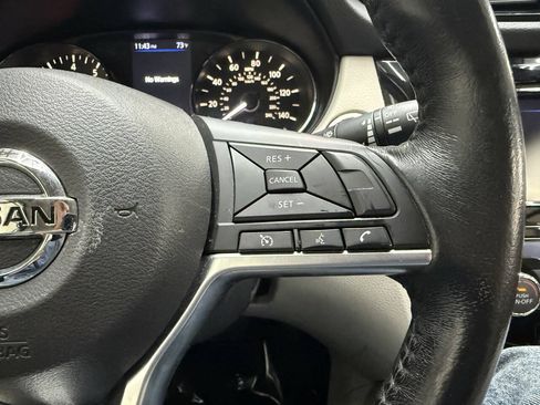 Used 2019 Nissan Rogue Sport FWD image 25