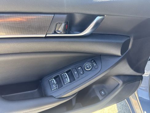 Used 2021 Honda Accord Sport Special Edition image 19