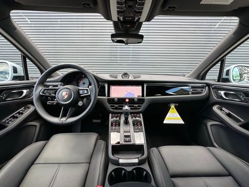 Used 2026 Porsche Macan S AWD/4WD image 6