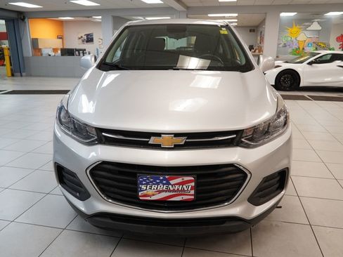 Used 2017 Chevrolet Trax LS FWD image 14
