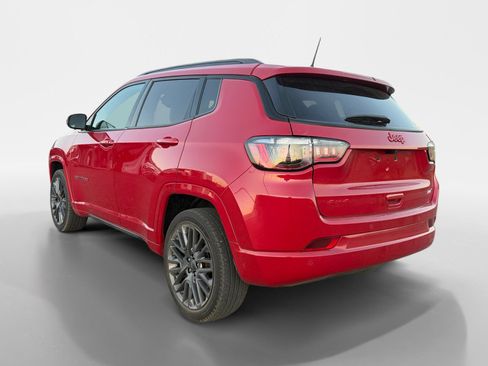Used 2023 Jeep Compass Limited AWD/4WD image 4