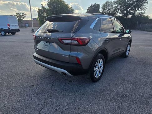 Used 2024 Ford Escape Active w/ Tech Pack #1 AWD/4WD image 4