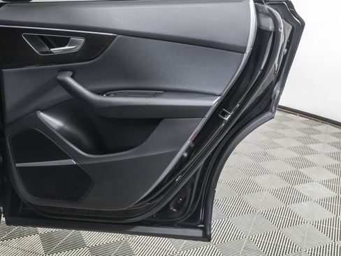 Used 2021 Audi Q8 Prestige w/ Prestige Package image 48