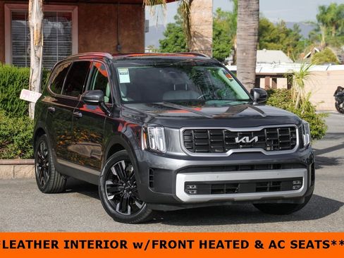Used 2023 Kia Telluride SX image 2