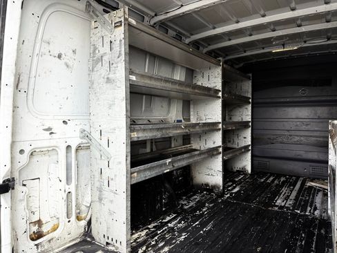 Used 2016 Mercedes-Benz Sprinter 2500 image 15