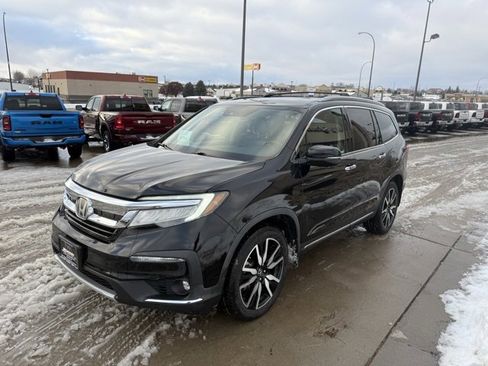 Used 2019 Honda Pilot Elite image 3