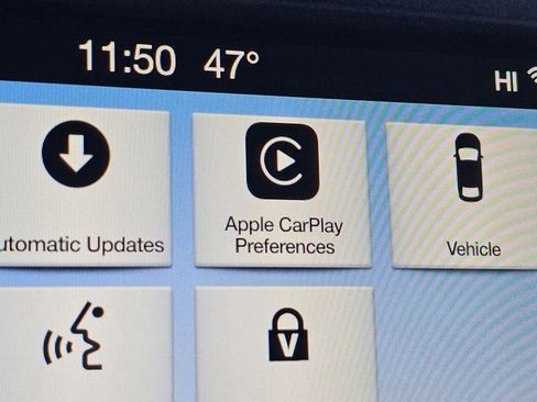 Used 2019 Ford F150 Lariat w/ Equipment Group 502A Luxury image 15