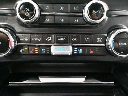 Used 2024 Ford F350 Lariat w/ Lariat Ultimate Package image 33