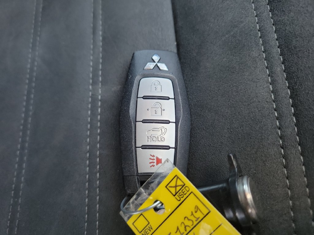 Used 2024 Mitsubishi Outlander SE AWD/4WD image 29
