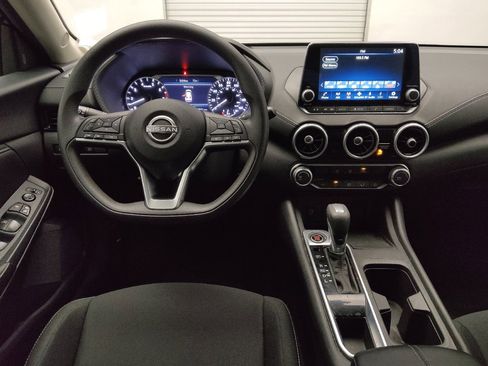 Used 2024 Nissan Sentra SV FWD image 22