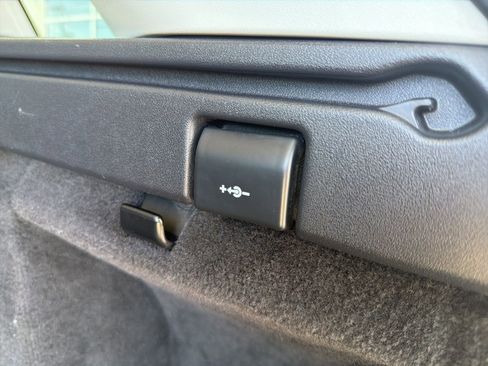 Used 2019 Land Rover Range Rover Sport Autobiography image 31