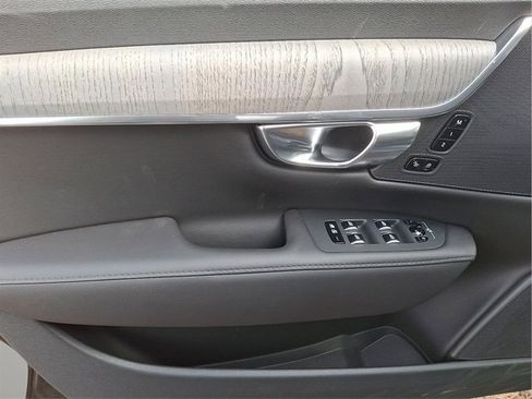 New 2025 Volvo S90 B6 Plus image 5