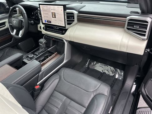 Used 2025 Toyota Sequoia Capstone image 12