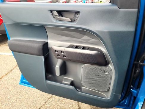 New 2026 Ford Maverick XL image 17