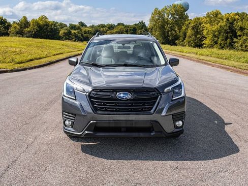 Used 2023 Subaru Forester Premium image 29