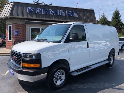 Used 2025 GMC Savana 2500 w/ Driver Convenience Package RWD image 10