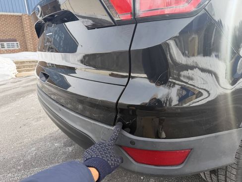 Used 2017 Ford Escape S FWD image 34