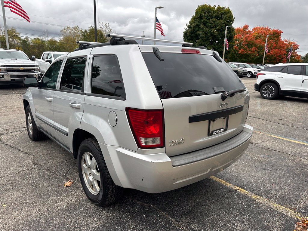 Used 2008 Jeep Grand Cherokee Laredo AWD/4WD image 3