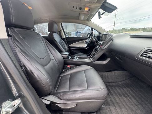 Used 2013 Chevrolet Volt Premium w/ Premium Trim Package FWD image 6