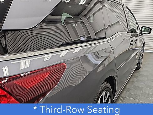 Used 2025 Honda Odyssey Elite image 10