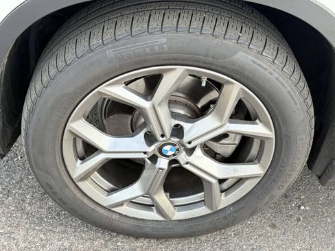 Used 2024 BMW X3 xDrive30i w/ Convenience Package image 4