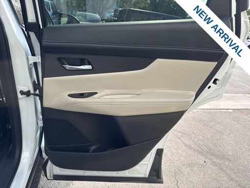 Used 2025 Nissan Murano SL AWD/4WD image 12