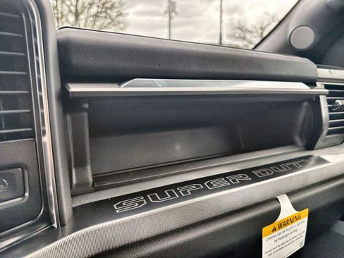 New 2026 Ford F250 Platinum image 45