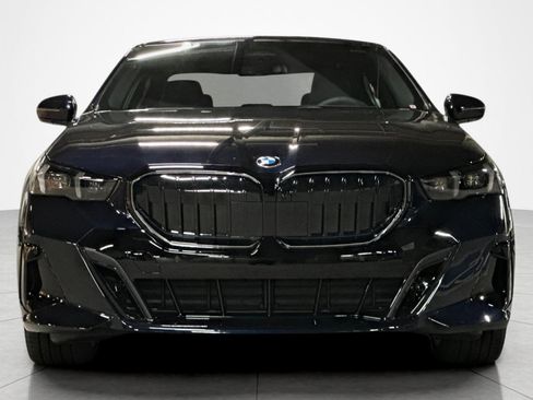 New 2027 BMW 530i xDrive w/ M Sport Package AWD/4WD image 8