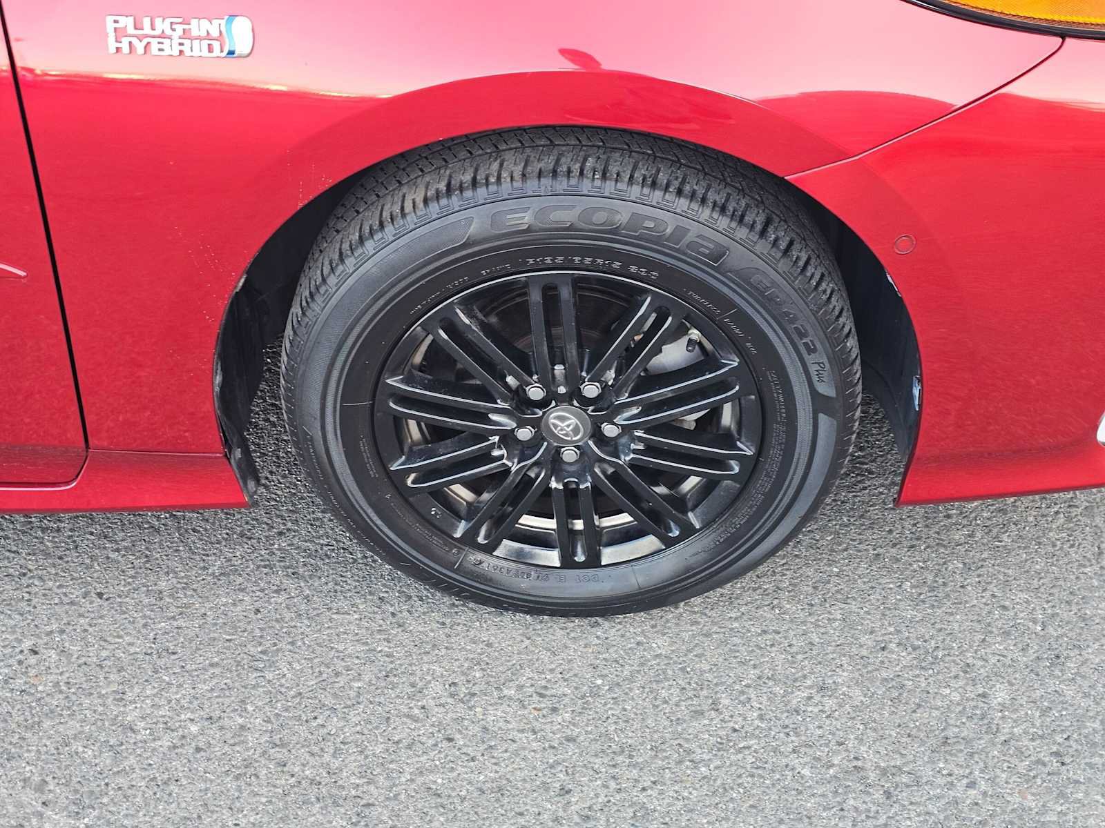 Used 2017 Toyota Prius Prime Advanced FWD image 9