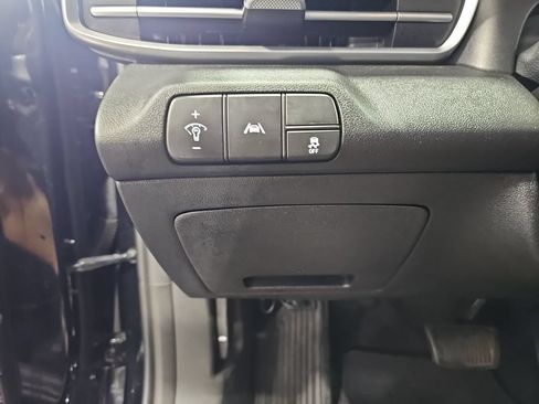 Certified 2023 Hyundai Elantra SEL w/ Convenience Package FWD image 26