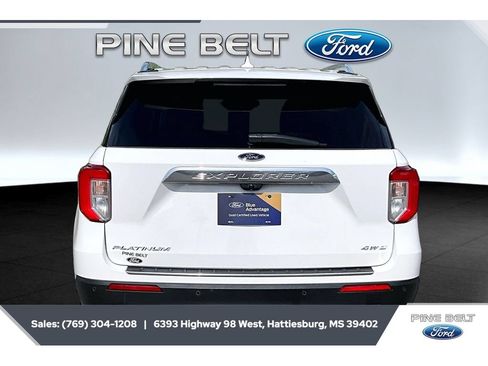 Certified 2022 Ford Explorer Platinum w/ Equipment Group 601A AWD/4WD image 4