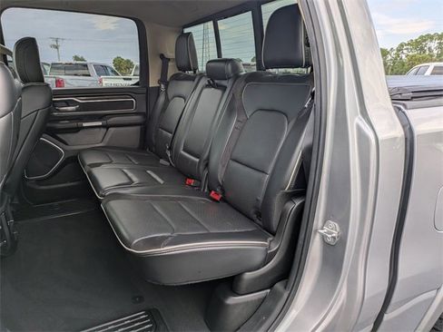 Used 2019 RAM 1500 Laramie image 12