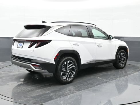 Certified 2025 Hyundai Tucson Limited image 8