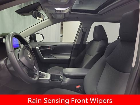 Used 2023 Toyota RAV4 XLE image 12