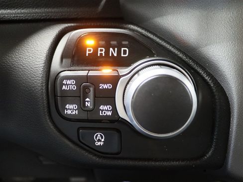 Used 2020 RAM 1500 Big Horn AWD/4WD image 39