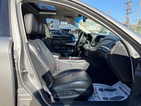 Used 2013 INFINITI M37 M37 Sedan 4D w/ Premium Pkg image 32