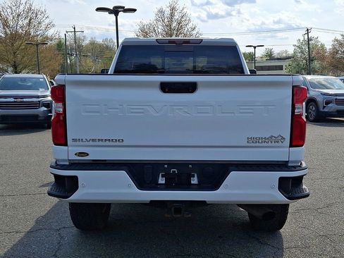 Certified 2020 Chevrolet Silverado 2500 High Country w/ Z71 Off-Road Package AWD/4WD image 5